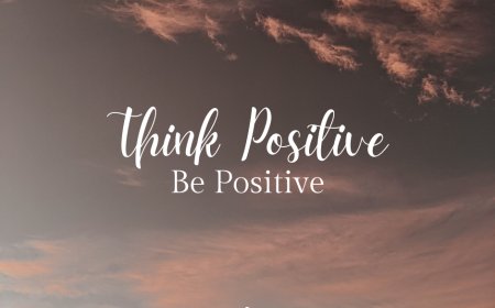 “The Magic of a Random Compliment” — How Kind Words from Strangers Can Brighten a Day