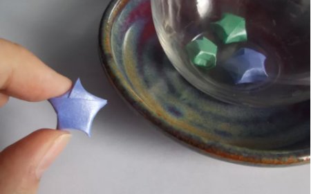 The Simple Guide to Folding Perfect Origami  pretty little star