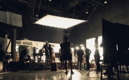 Behind the Magic: The Untold Behind-the-Scenes Story of Shahrukh Khan’s Dilwale Dulhania Le Jayenge