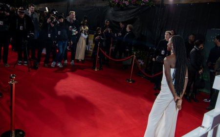 The Red Carpet: Fashion’s Ultimate, Unskippable Ad