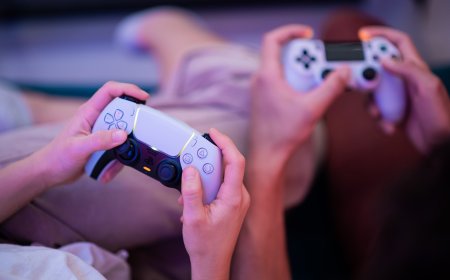 The PS5 Pro vs. The Xbox "Neo": Which Mid-Gen Refresh Won the Console War of 2025?