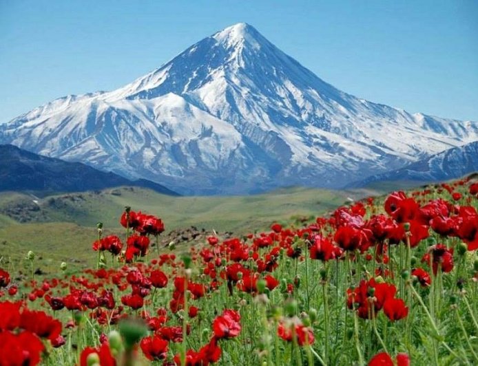 The Smoking Crown of Persia: Damavand, Asia’s Volcanic King, That The World Forgot