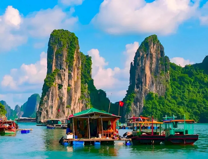 Vietnam: The Ultimate Seasonal Guide to Asia’s Coolest Escape