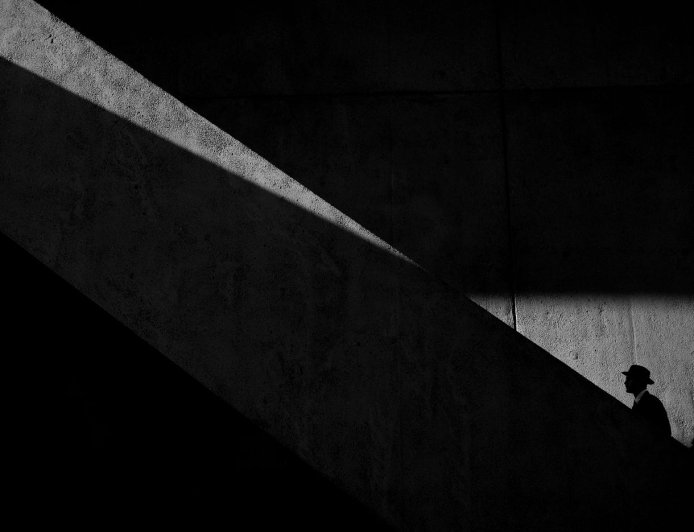 Chasing the Light: The Dramatic Language of Shadow and Form in Black and White
