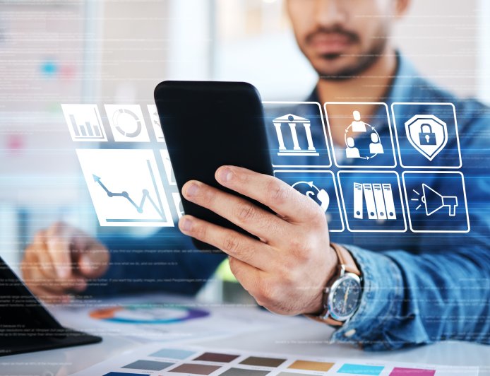 UI/UX for Graphic Designers: Essential Skills That Boost Your Income in 2025