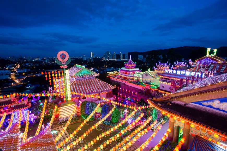 Get Away from the Crowds! Top Locations for an Unconventional New Year's Celebration in 2026