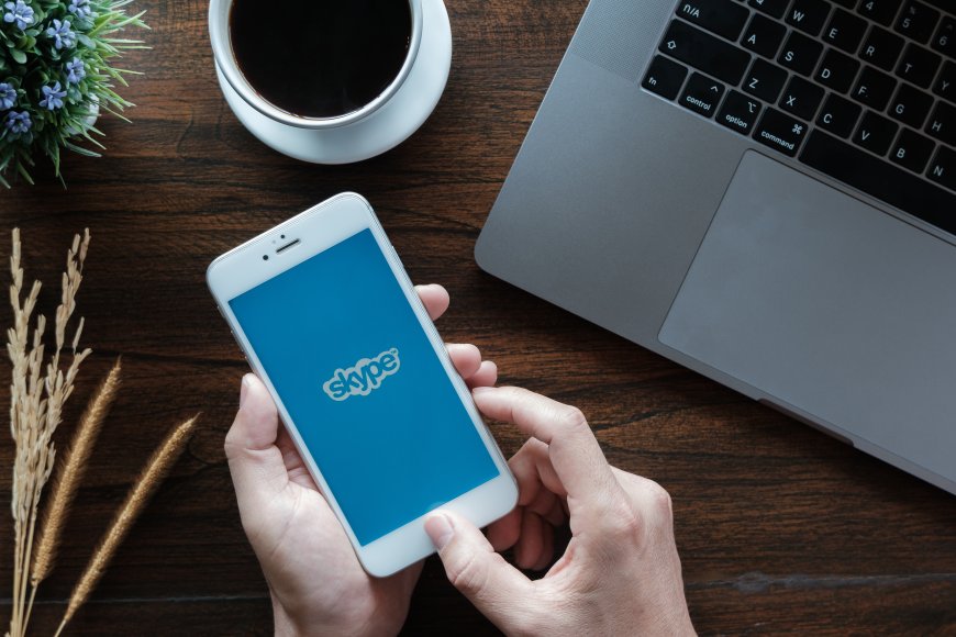 The Simple Idea That Made Calls Free: How Zennström and Friis Built Skype's $8.5 Billion Empire