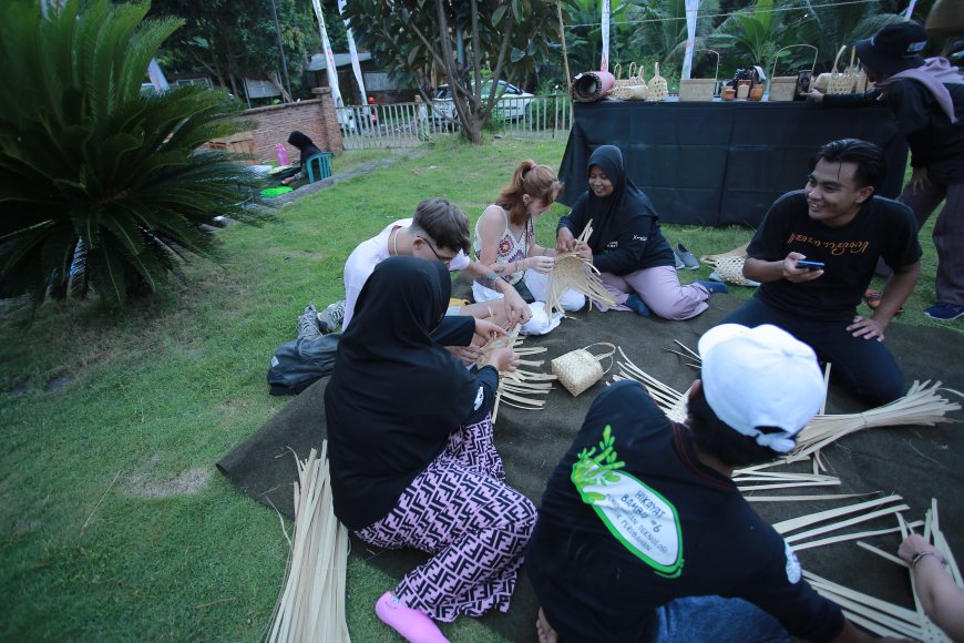 The Conscious Traveler's New Creed: Why We’re Trading the Checklist for the Workshop