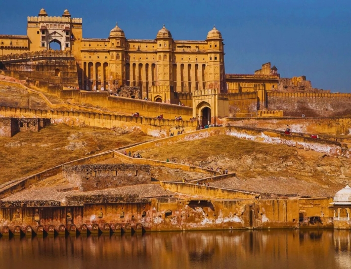 Jaipur’s Hidden Lanes: 7 Local Spots Tourists Never Discover