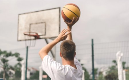 Ultimate Basketball Rules & Legends? Trivia Quiz