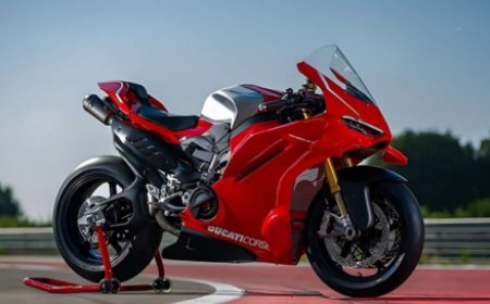 Ready to conquer Ducati Panigale V4 Quiz today?