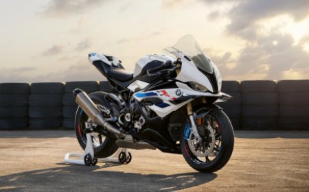 Can you beat the BMW S1000RR Quiz challenge?