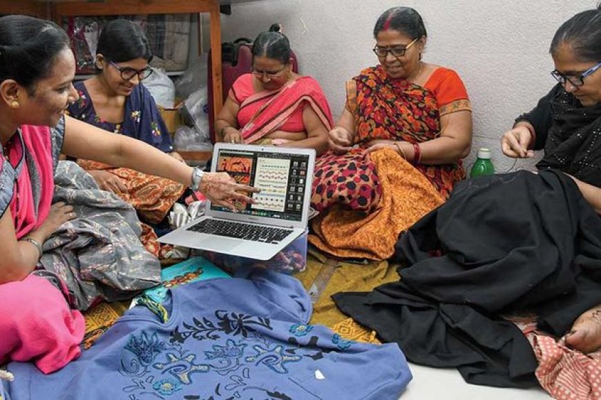How has Digital India supported women entrepreneurs, especially in rural and semi-urban areas?